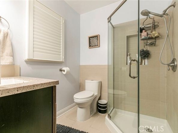 15409 Wyandotte Street, Van Nuys (los Angeles) CA 91406