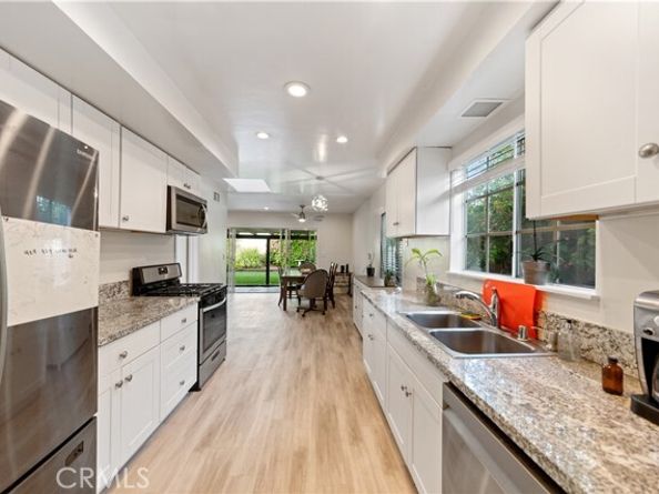 11529 De Celis, Granada Hills (los Angeles) CA 91344
