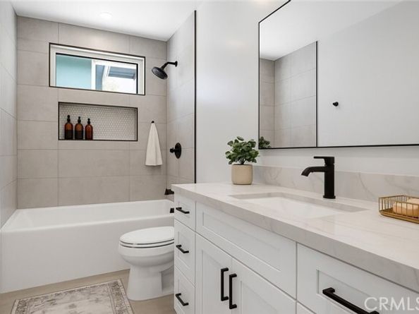 16052 Bahama Street, North Hills (los Angeles) CA 91343