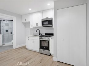 16052 Bahama Street, North Hills (los Angeles) CA 91343