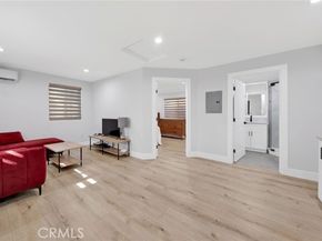 16052 Bahama Street, North Hills (los Angeles) CA 91343