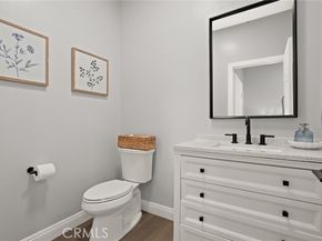 15122 Roxford Street 4, Sylmar (los Angeles) CA 91342