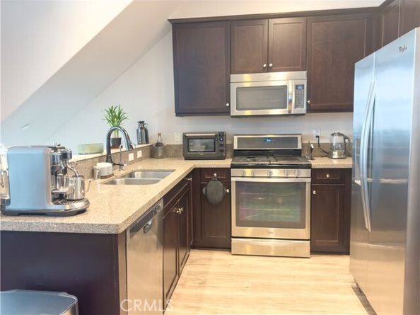 14124 W Pine Lane, Van Nuys (los Angeles) CA 91405