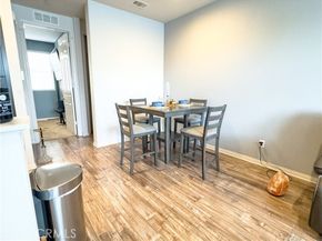 14124 W Pine Lane, Van Nuys (los Angeles) CA 91405