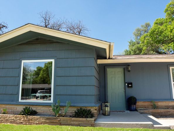 5700 Avenue G, Austin TX 78752