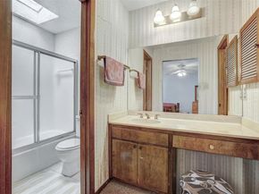 10808 Pinehurst Dr A, Austin TX 78747