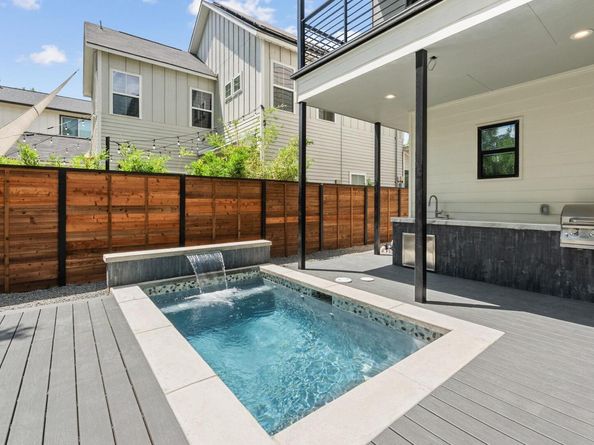 3109 Lyons RD, Austin TX 78702