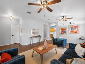 4620 Hoffman DR, Austin TX 78749