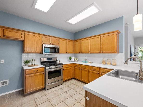 4620 Hoffman DR, Austin TX 78749