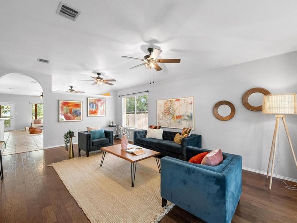 4620 Hoffman DR, Austin TX 78749