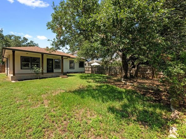 4620 Hoffman DR, Austin TX 78749