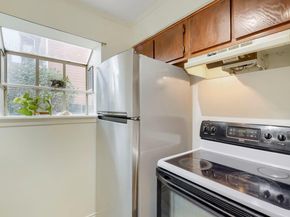 6903 Deatonhill DR 20, Austin TX 78745