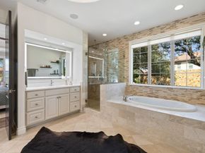 7228 Oak Shores DR, Austin TX 78730