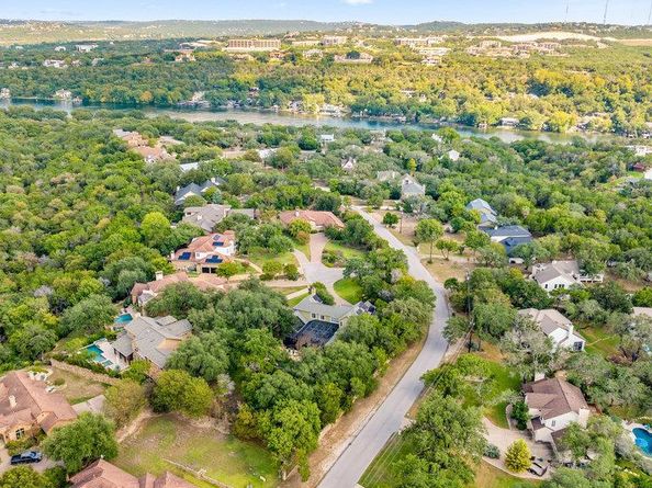 7228 Oak Shores DR, Austin TX 78730
