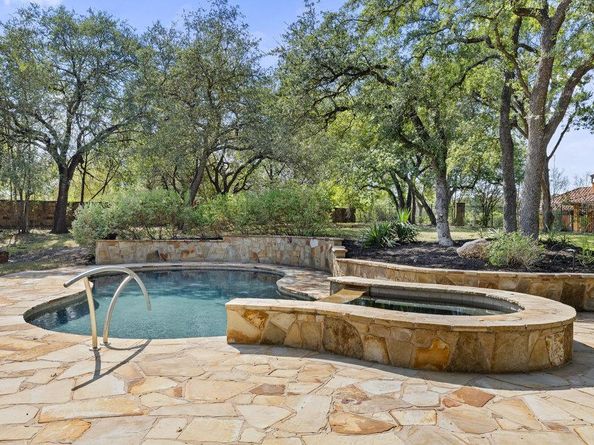 7228 Oak Shores DR, Austin TX 78730