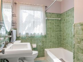 2410 Elmglen DR, Austin TX 78704