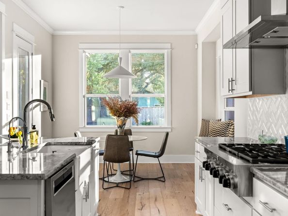 2603 Park View DR, Austin TX 78757