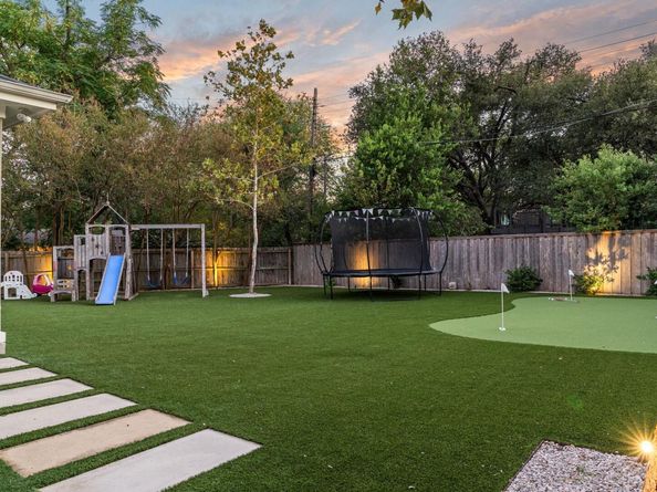 2603 Park View DR, Austin TX 78757