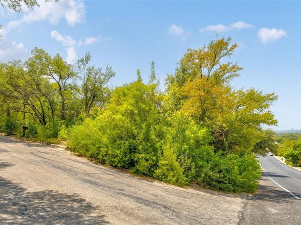 8200 Wavertree CT, Austin TX 78745