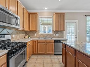 16100 S Great Oaks DR 2702, Round Rock TX 78681