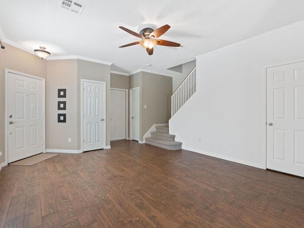 16100 S Great Oaks DR 2702, Round Rock TX 78681