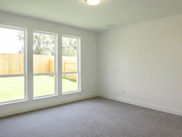 121 Adali Ave, Georgetown TX 78633