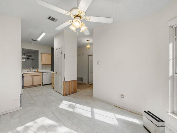 8128 Huddleston LN, Austin TX 78748