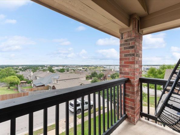 1366 Red Stag PL, Round Rock TX 78665
