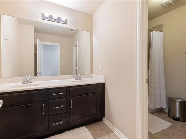 1366 Red Stag PL, Round Rock TX 78665