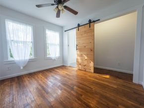 1148 Gunter ST A & B, Austin TX 78721