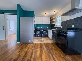 1148 Gunter ST A & B, Austin TX 78721