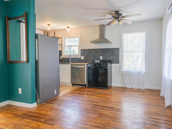 1148 Gunter ST A & B, Austin TX 78721