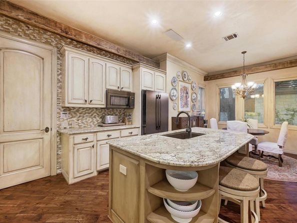 2305 Barton Creek BLVD 29, Austin TX 78735