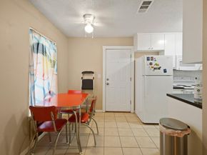 801 Terrell Hill DR, Austin TX 78704
