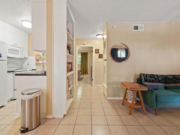 801 Terrell Hill DR, Austin TX 78704