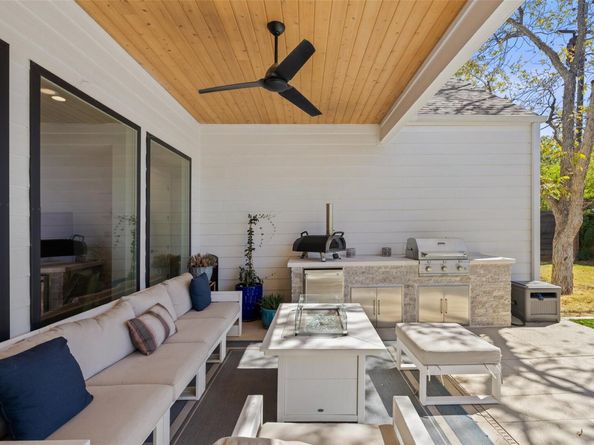 1507 Villanova DR, Austin TX 78757