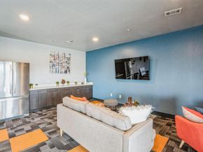 6444 Burnet RD 305, Austin TX 78757