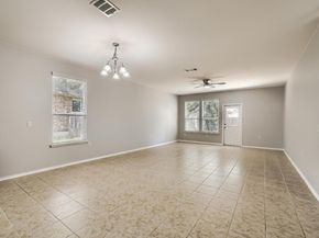 9008 Tall Sky TRCE, Austin TX 78724