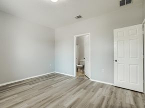 9008 Tall Sky TRCE, Austin TX 78724