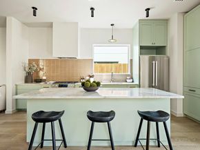 2405 E 22nd ST, Austin TX 78722