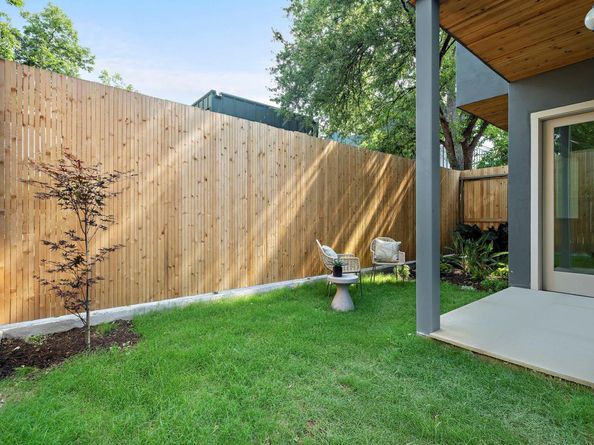 2405 E 22nd ST, Austin TX 78722