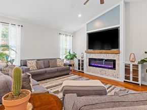 3905 Clinton LN, Lago Vista TX 78645