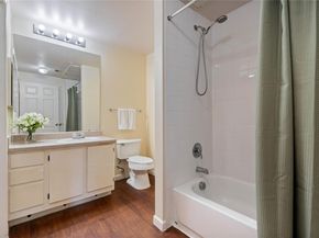 2320 Gracy Farms LN 812, Austin TX 78758