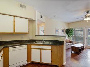2320 Gracy Farms LN 812, Austin TX 78758
