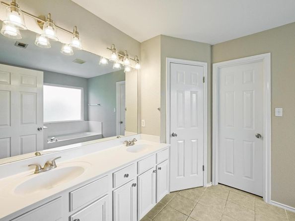 7400 Spivey DR, Austin TX 78749