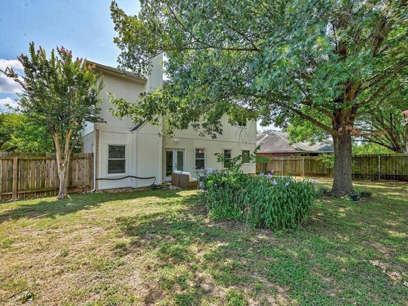 7400 Spivey DR, Austin TX 78749