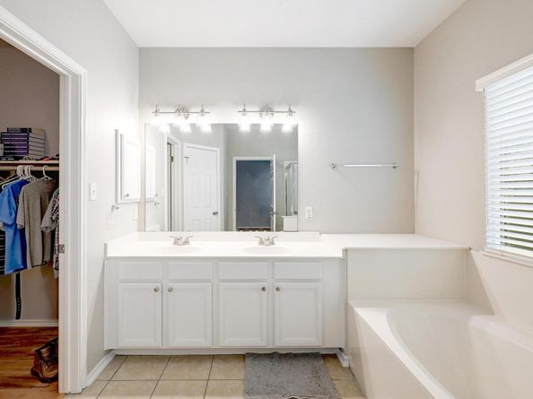 7400 Spivey DR, Austin TX 78749