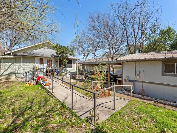 2811 E 22nd ST, Austin TX 78722