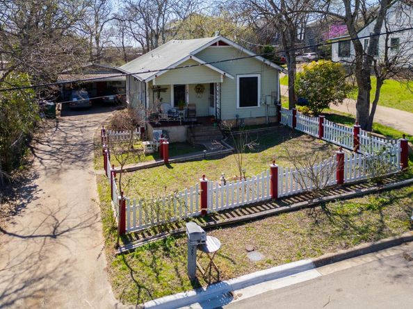 2811 E 22nd ST, Austin TX 78722