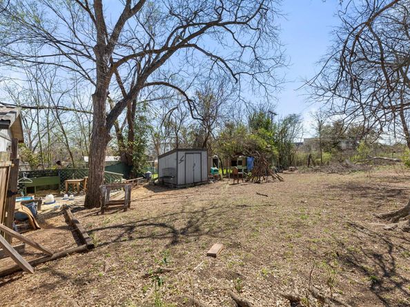 2811 E 22nd ST, Austin TX 78722